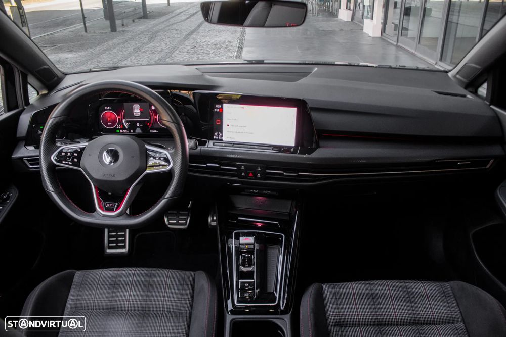 VW Golf 2.0 TSI OPF DSG GTI - 36