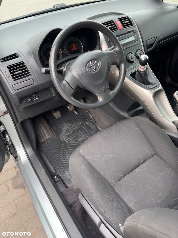 Toyota Auris 1.33 VVT-i Entry - 6