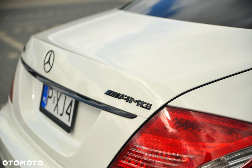 Mercedes-Benz CL 63 AMG 7G-TRONIC - 19