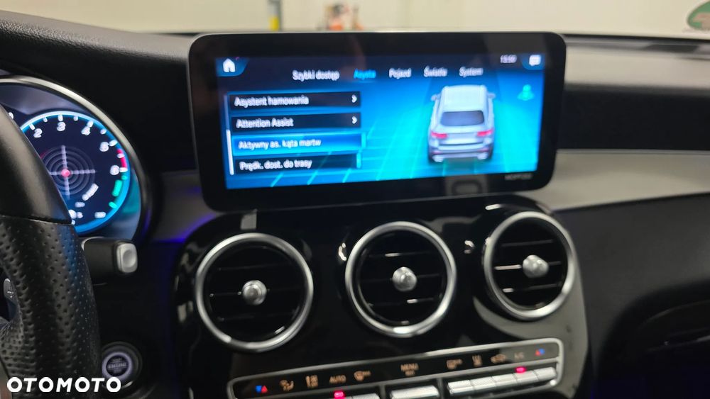 Mercedes-Benz GLC 300 de 4Matic 9G-TRONIC AMG Line Plus - 30