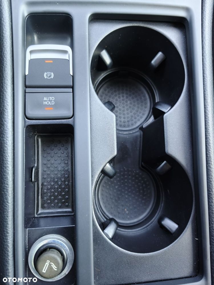 Volkswagen Golf - 14