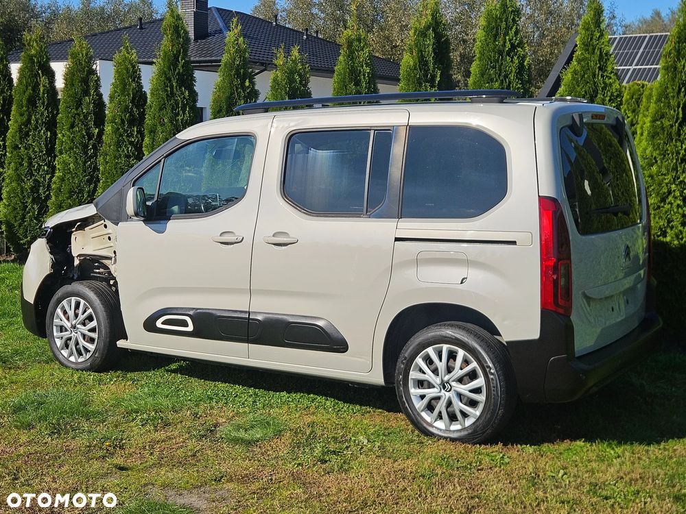 Citroën Berlingo XL 1.2 PureTech Live Pack S&S (7-os.) - 15