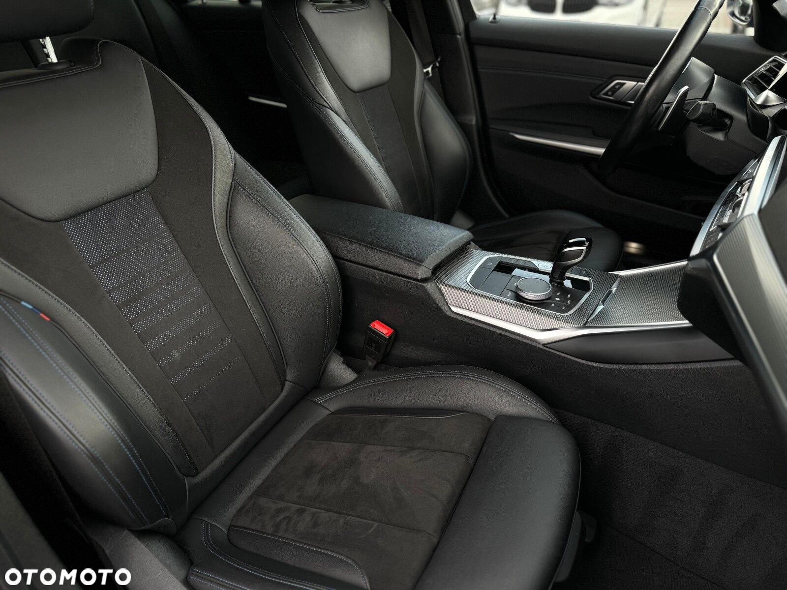 BMW Seria 3 320d xDrive M Sport sport - 12