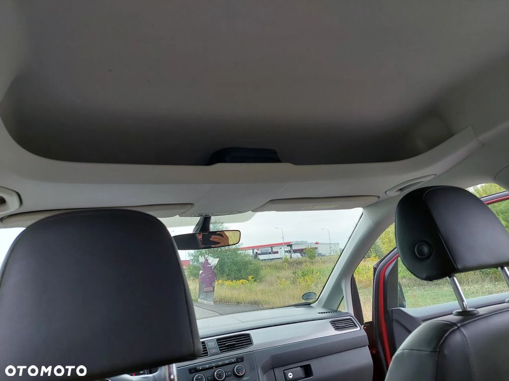 Volkswagen Caddy Maxi 2.0 TDI Trendline Mixt - 19