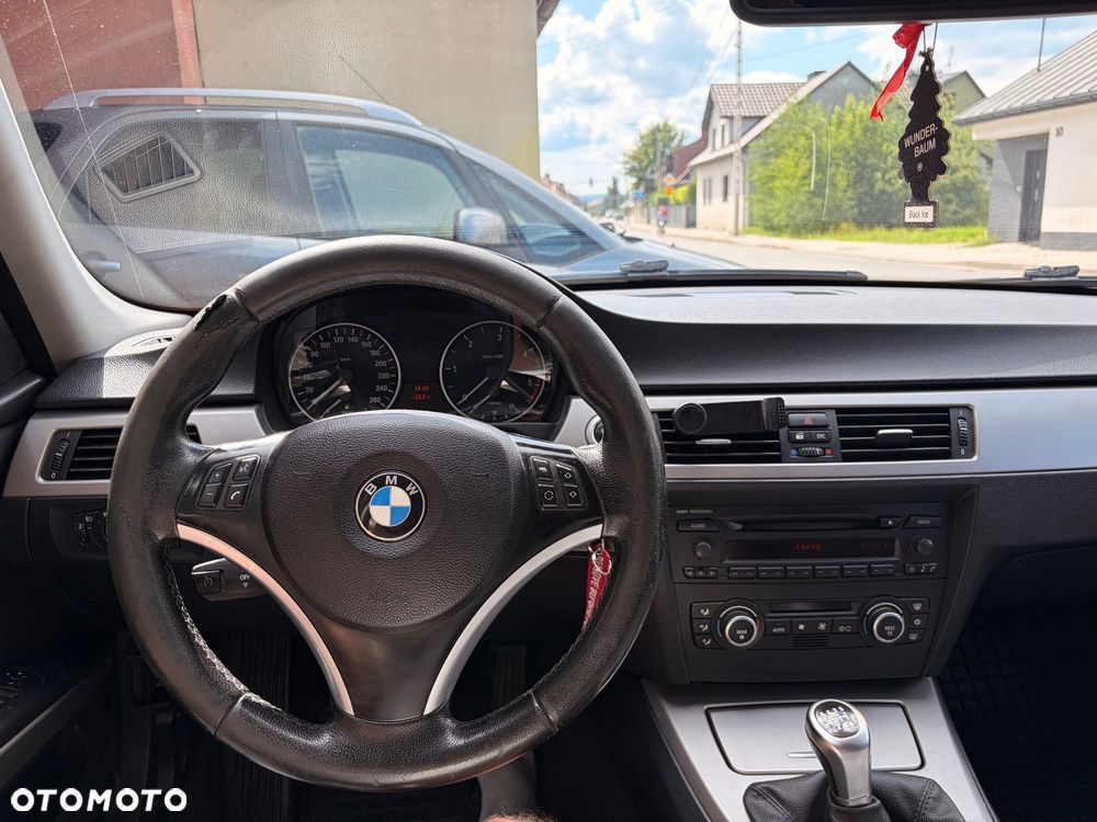 BMW Seria 3 - 14