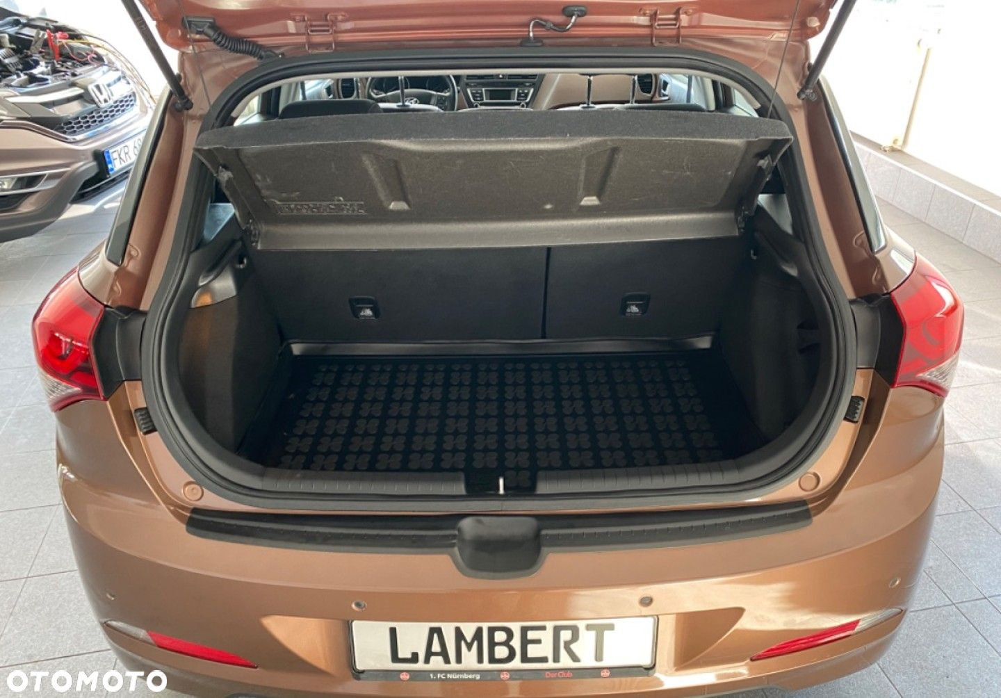 Hyundai i20 - 16