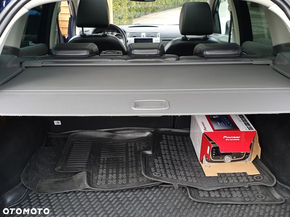Ford Kuga 2.0 TDCi 4x4 Titanium - 14