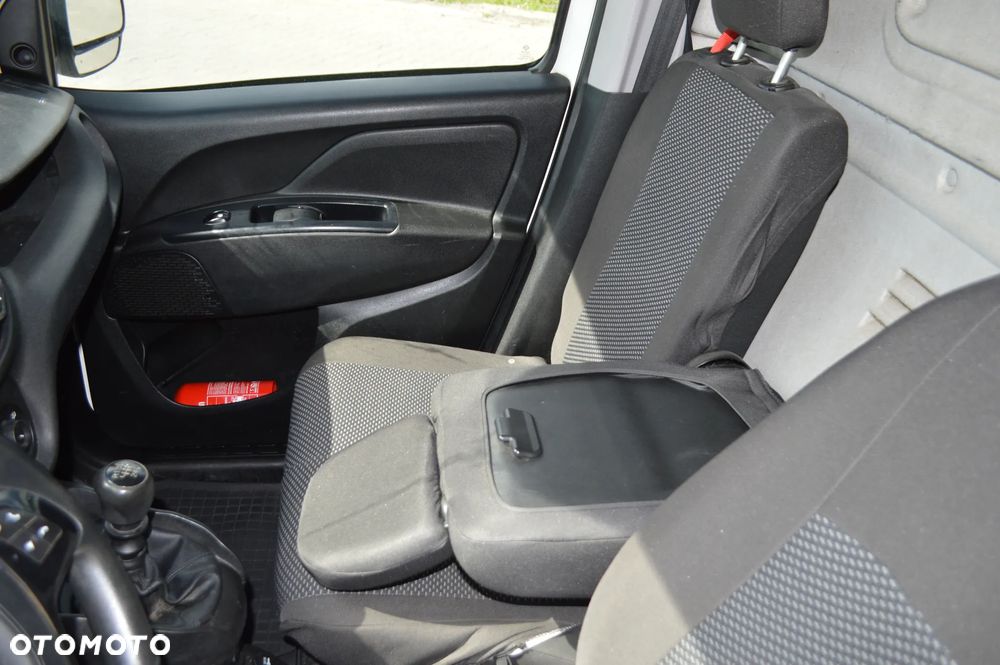 Fiat Doblo - 17