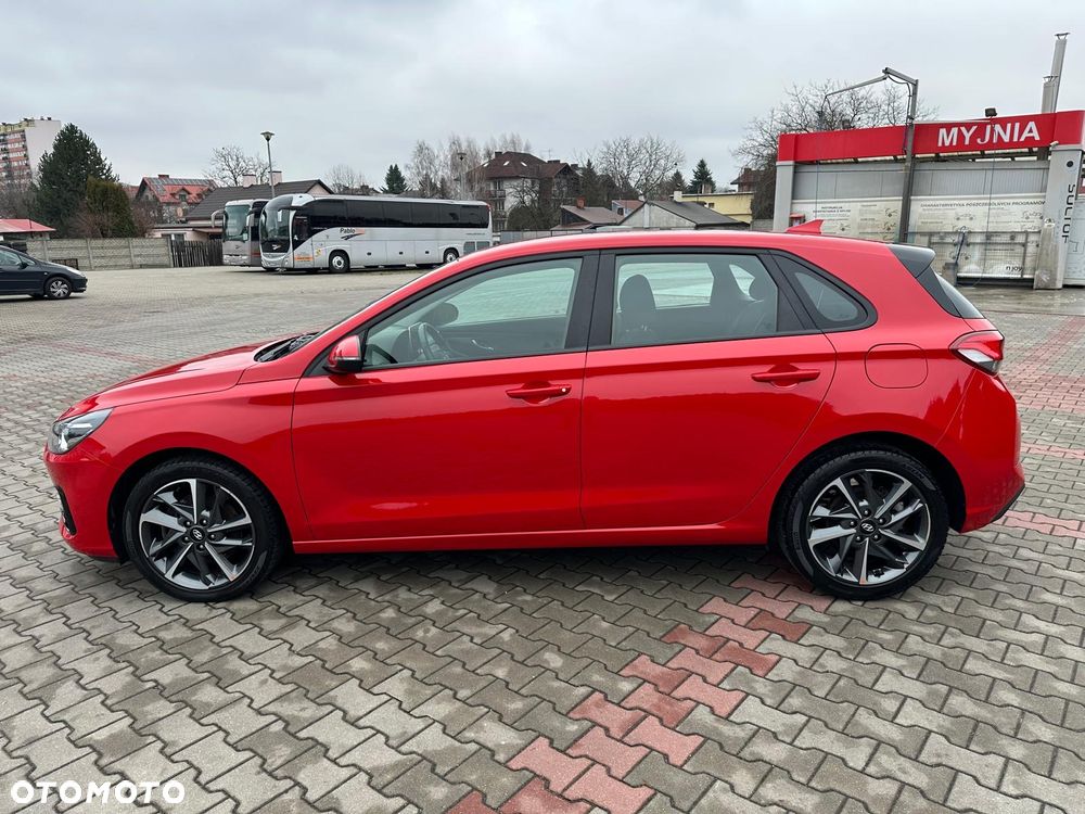 Hyundai i30 1.0 T-GDI DCT Connect & Go - 4