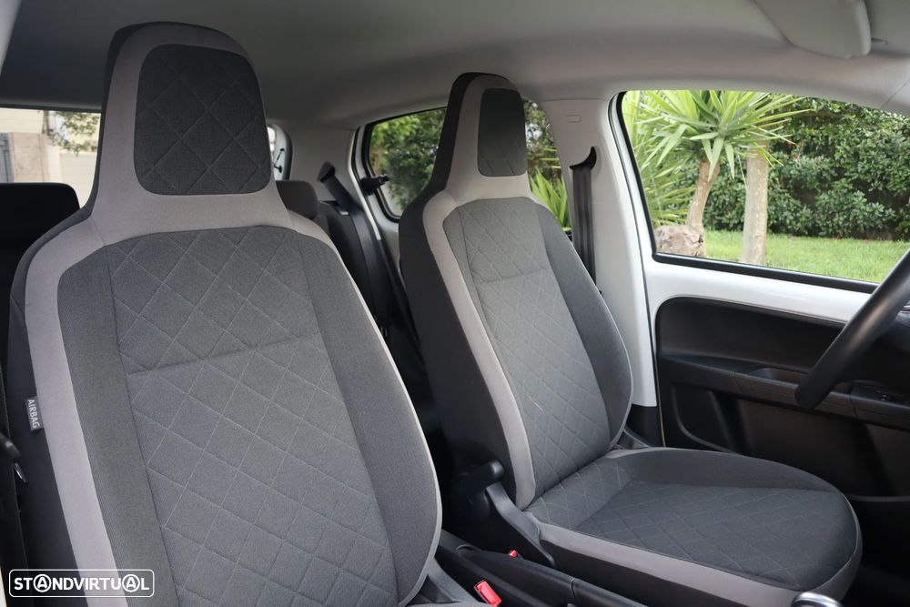 VW e-Up! Style Plus - 22