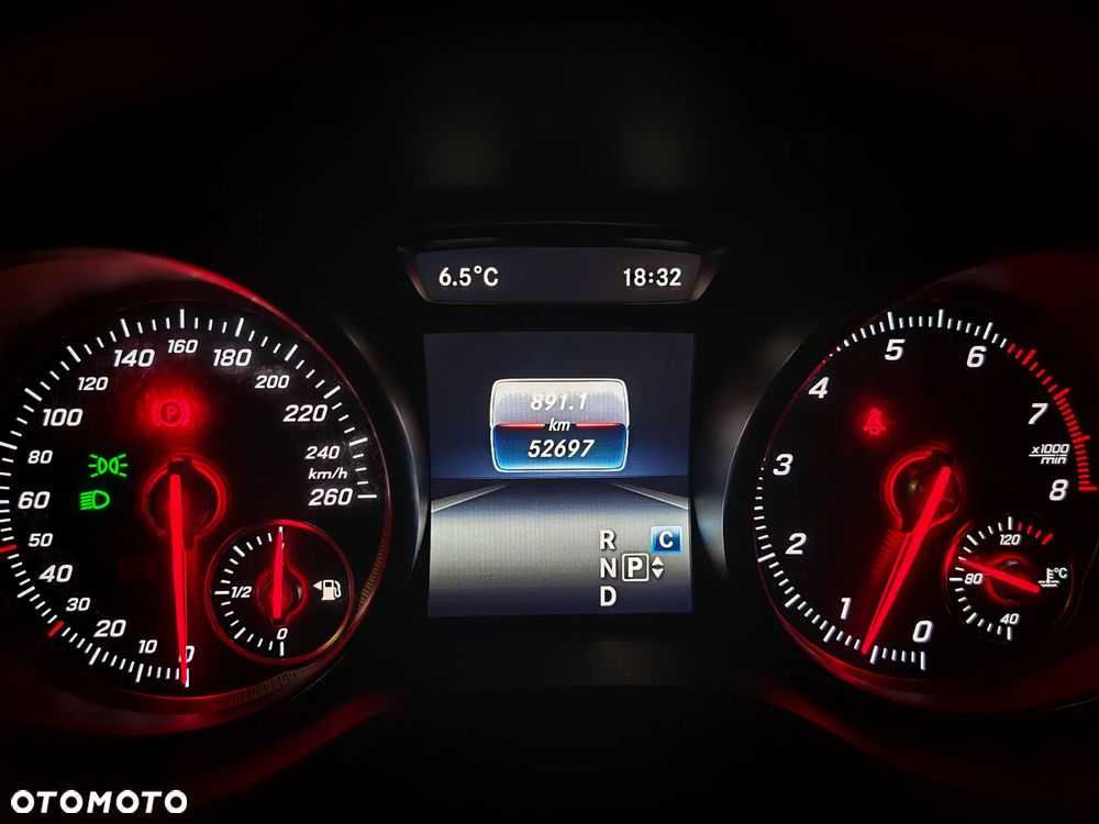 Mercedes-Benz GLA 250 4Matic 7G-DCT Activity Edition - 7