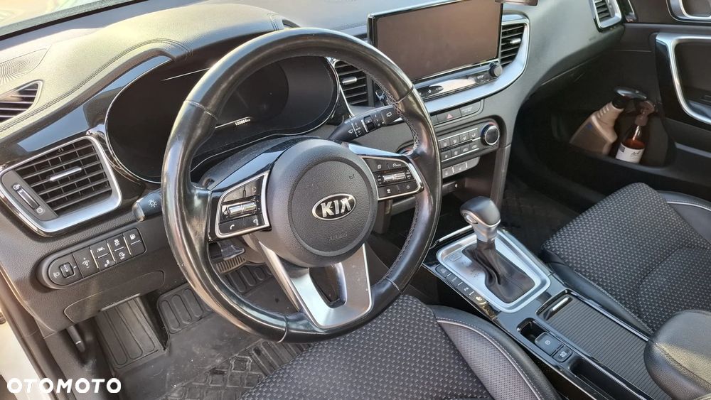 Kia XCeed 1.6 GDI PHEV L Business Line DCT - 22