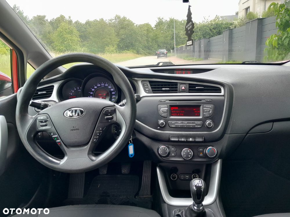 Kia Ceed 1.4 CRDi S - 14