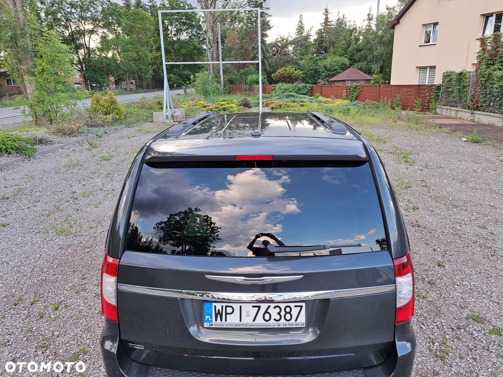 Chrysler Town & Country 3.6 Touring - 38