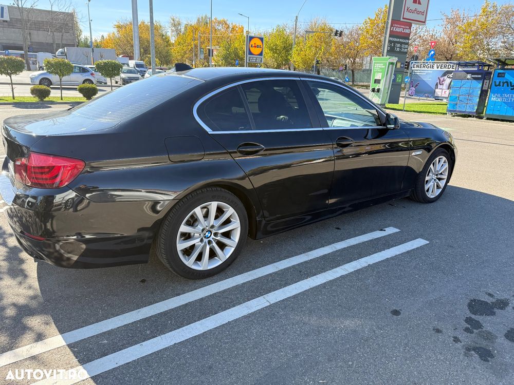 BMW Seria 5 525d xDrive - 8