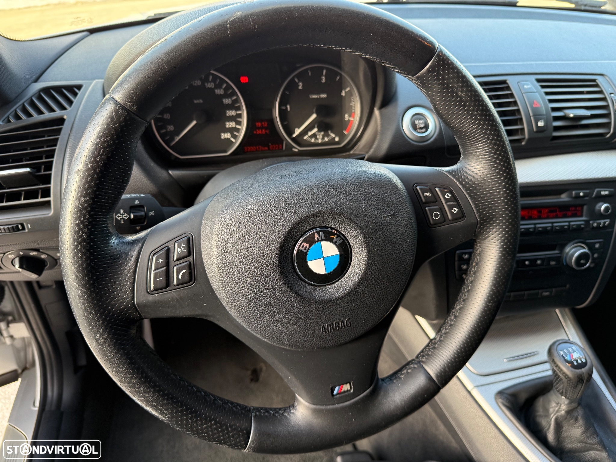 BMW 116 d Pack M - 15
