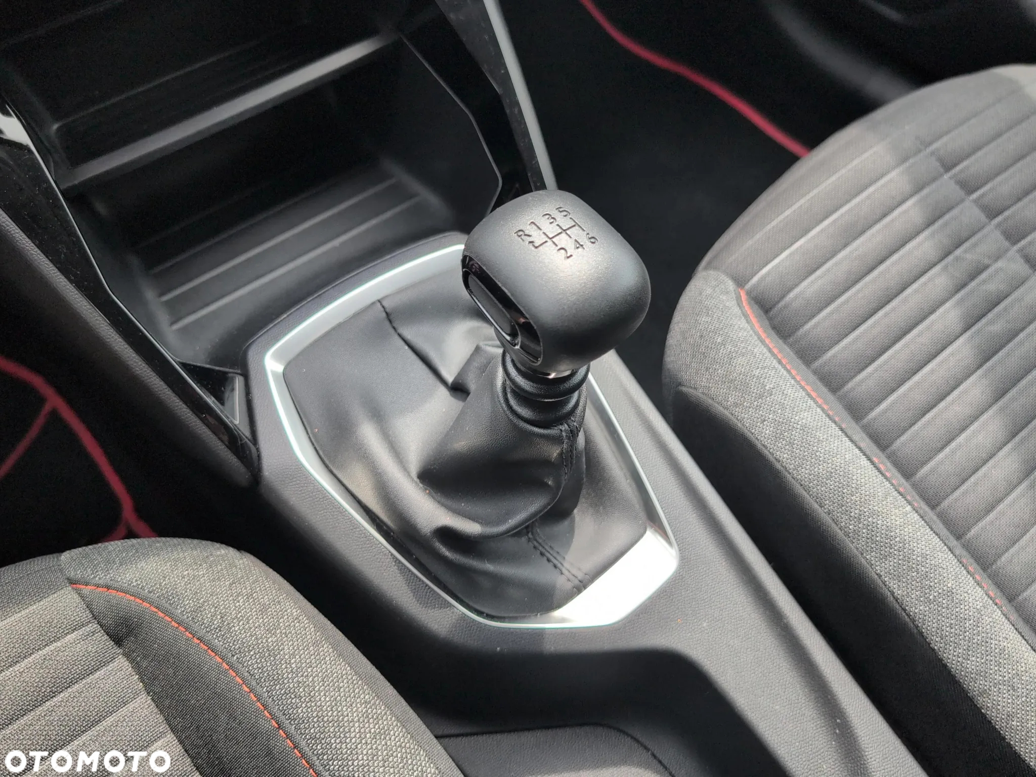 Peugeot 208 1.2 PureTech Active Pack S&S - 15