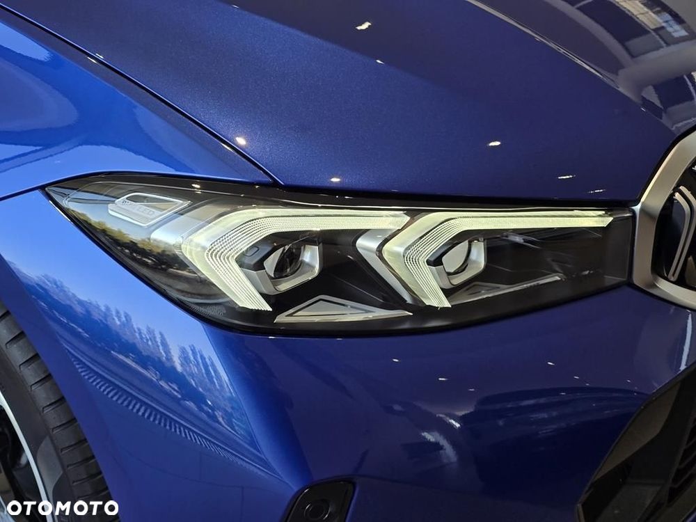 BMW Seria 3 320i M Sport sport - 16