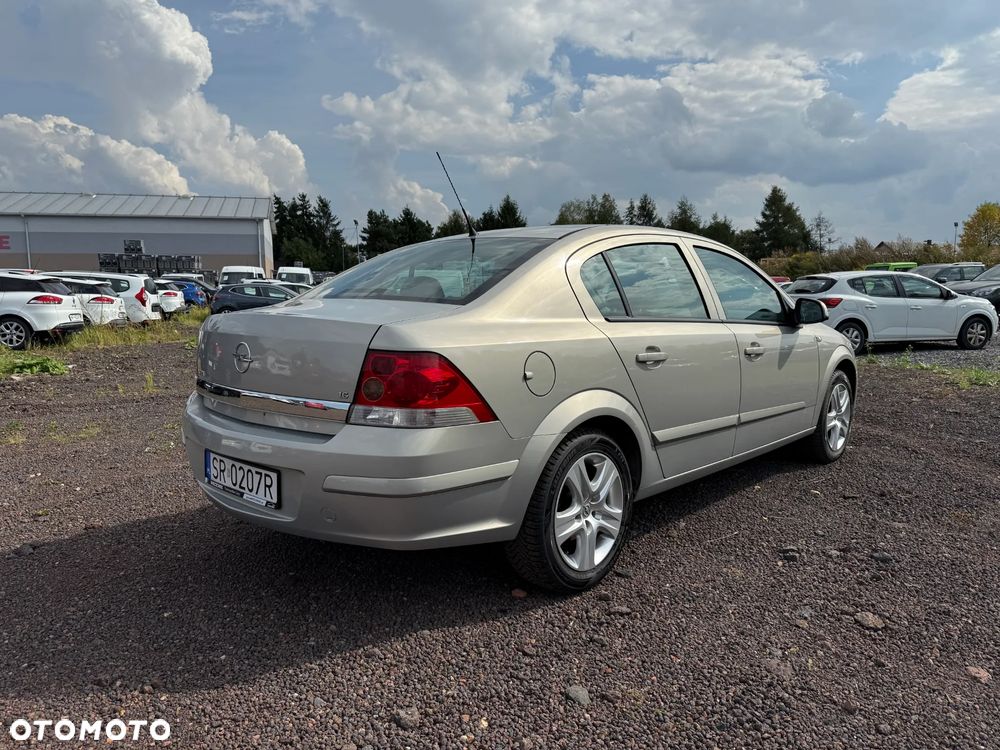Opel Astra III 1.6 Enjoy - 5