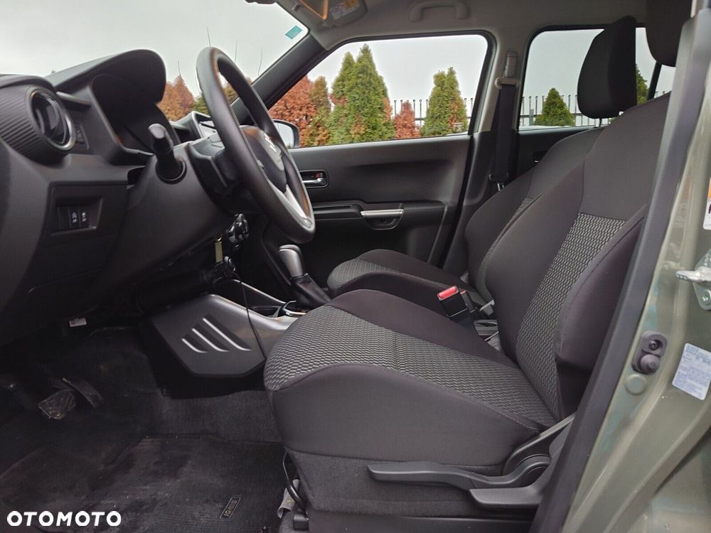 Suzuki Ignis - 10