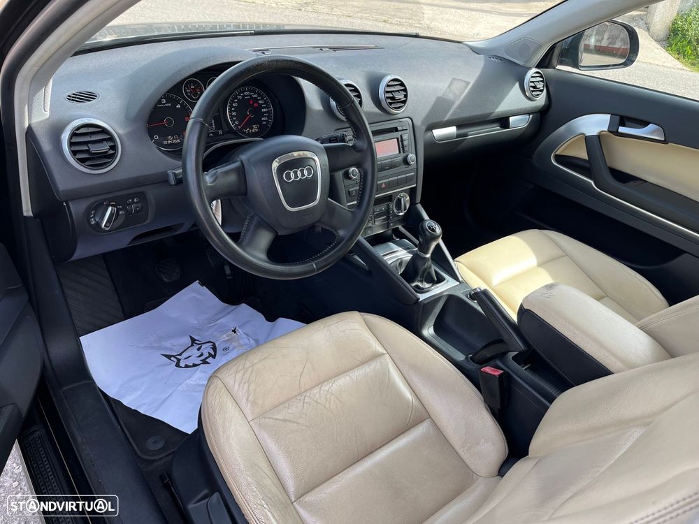 Audi A3 1.6 TDI Sport - 12