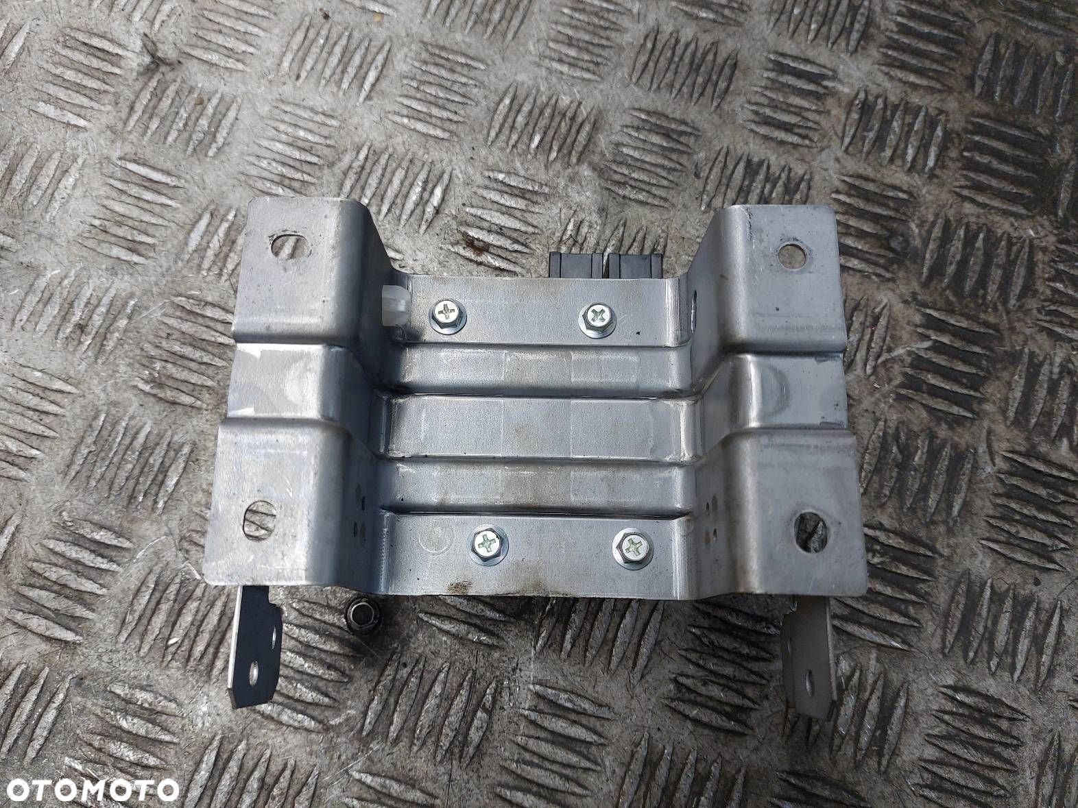 KOMPUTER MODUŁ STEROWNIK WSPOMAGANIA SWIFT IV 38720-73K10 - 3