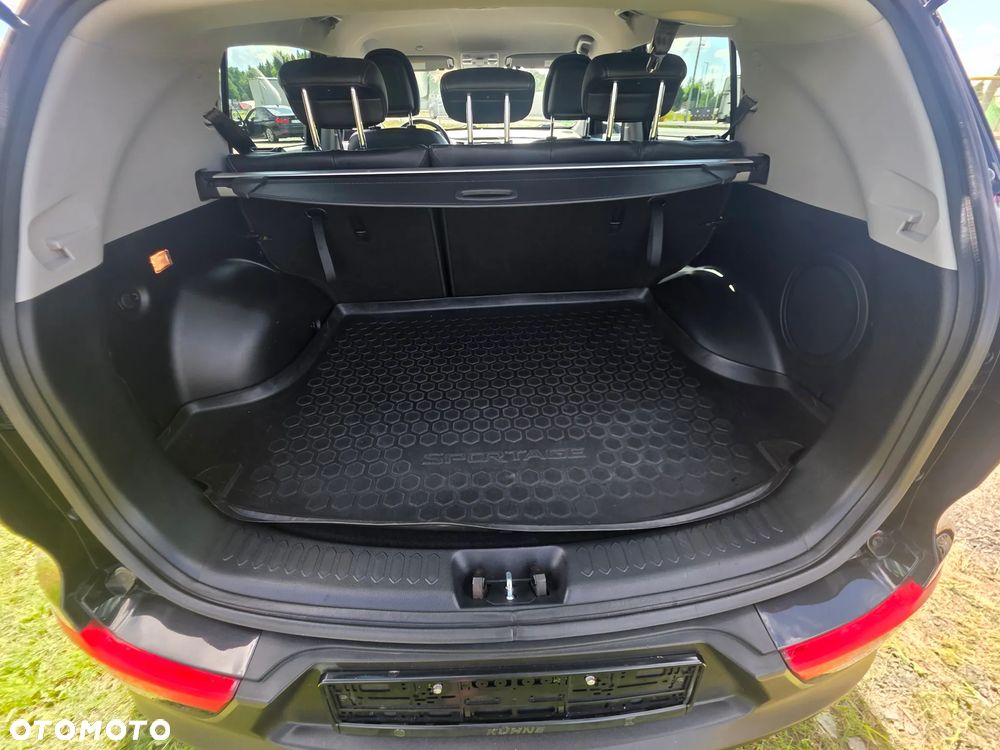 Kia Sportage 2.0 CRDI 4WD Automatik Dream-Team Edition - 17