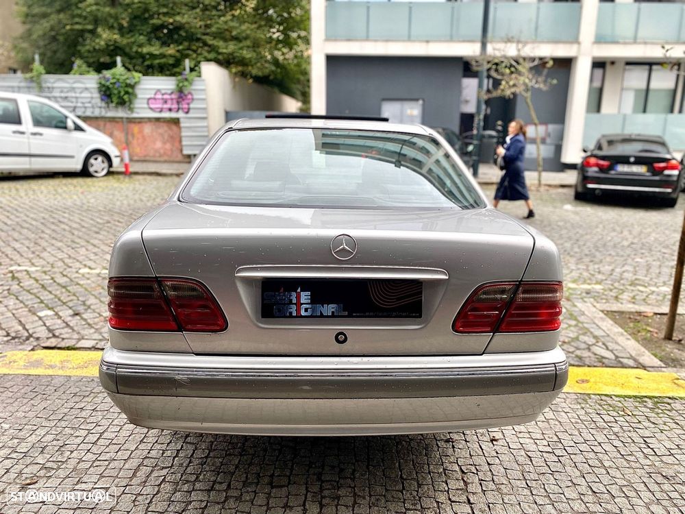Mercedes-Benz E 220 - 8