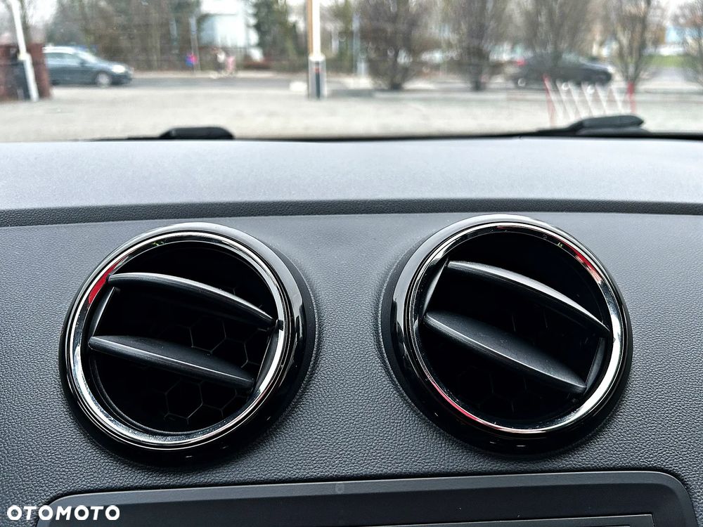 Seat Ibiza SC 1.2 TSI FR - 25