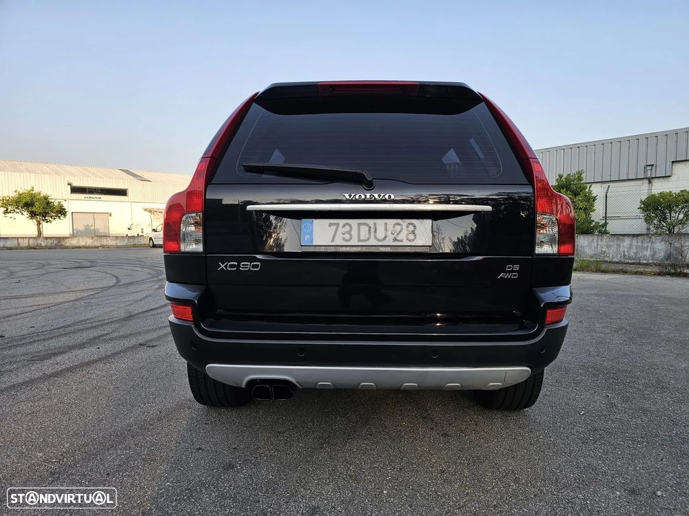 Volvo XC 90 2.4 D5 7L R-Design - 17