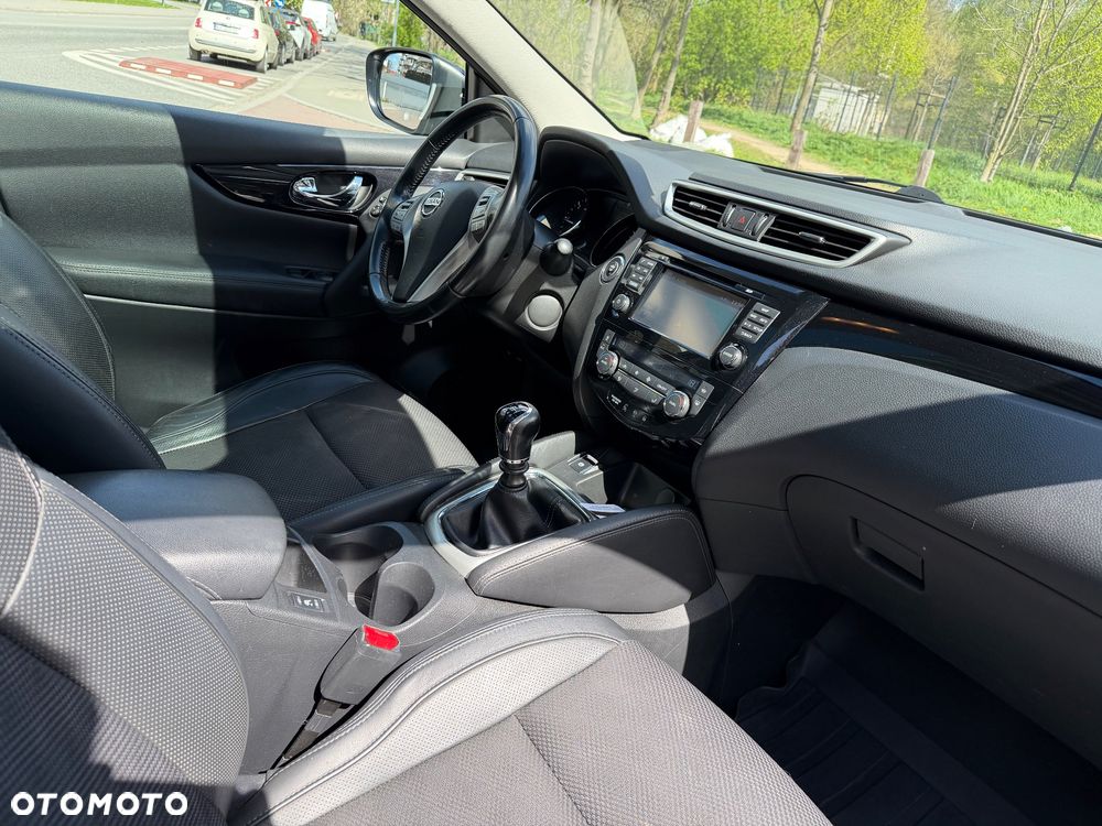 Nissan Qashqai 1.6 DCi 4x4 Tekna EU6 - 20