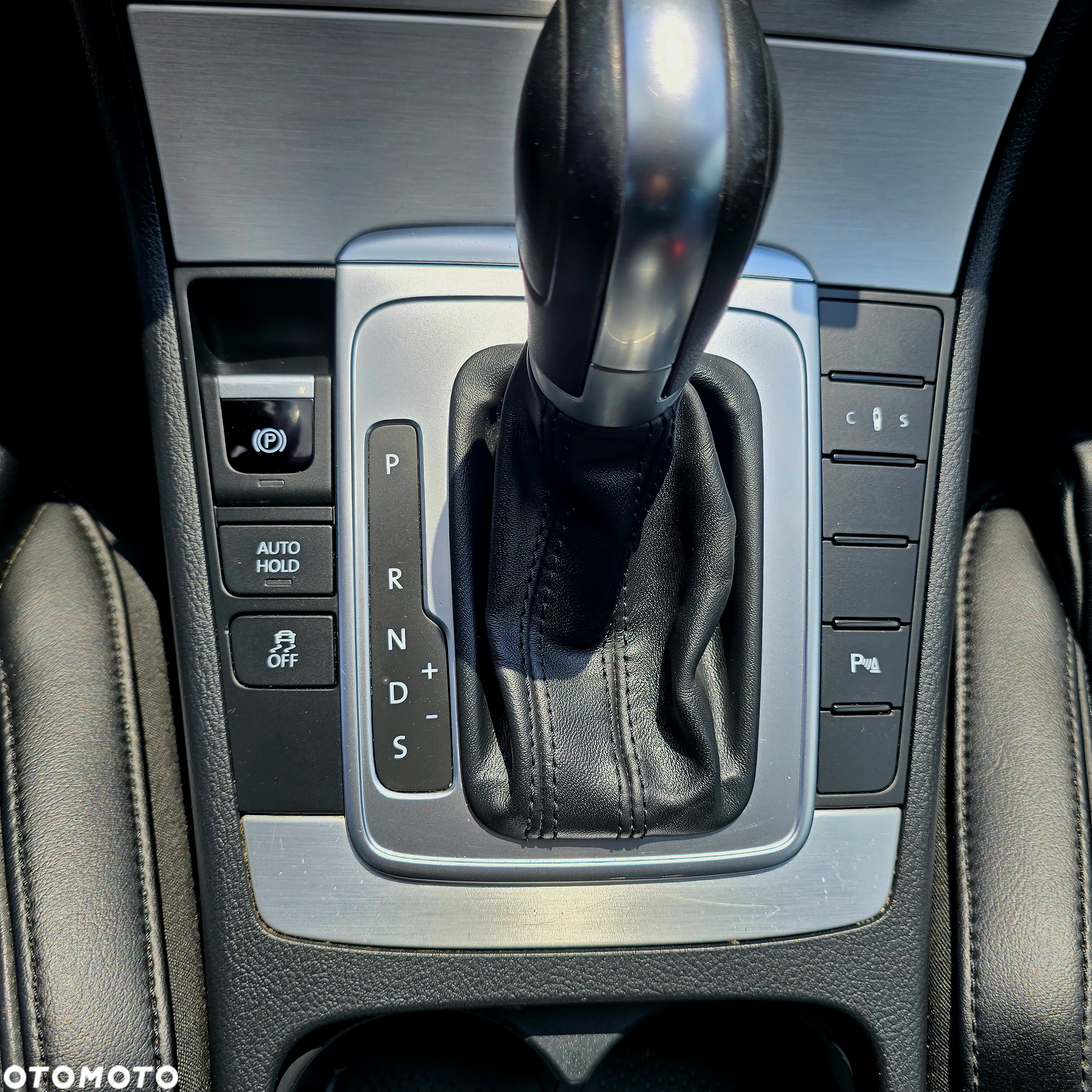 Volkswagen Passat Variant 2.0 TSI DSG Highline - 24