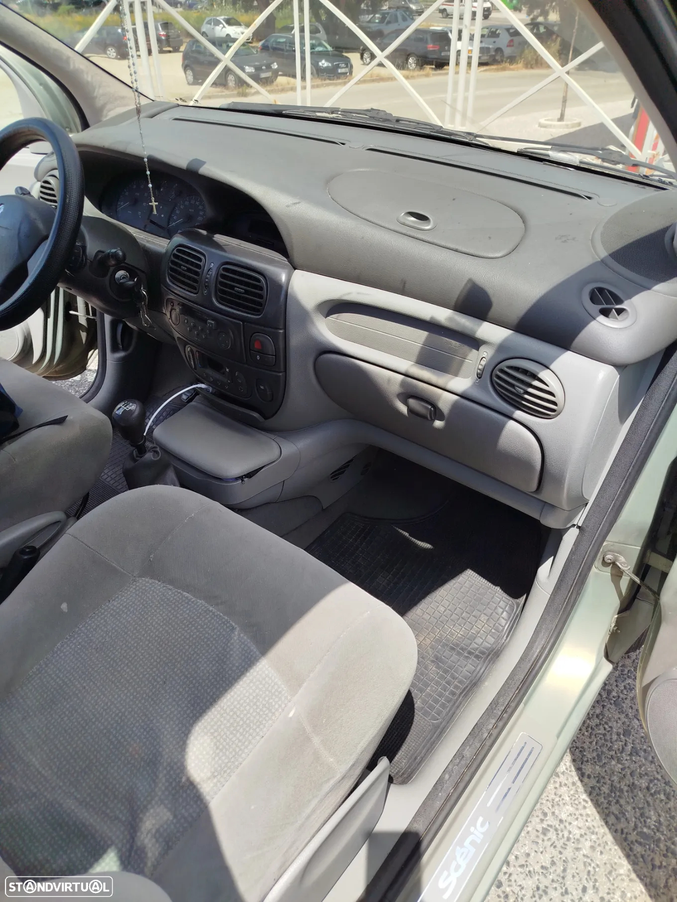 Renault Scénic 1.4 16V - 11