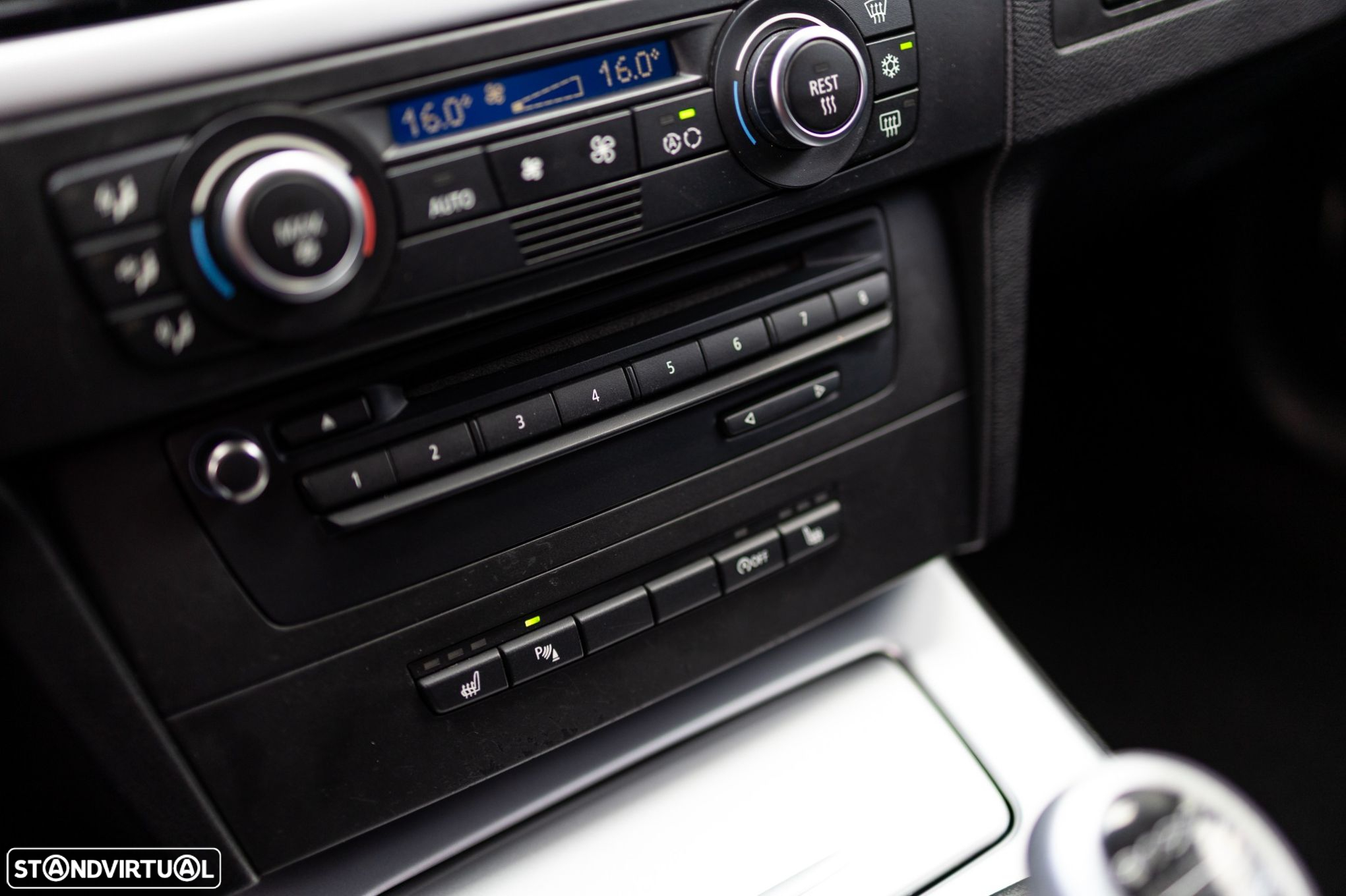 BMW 318 d Touring Navigation Sport - 19