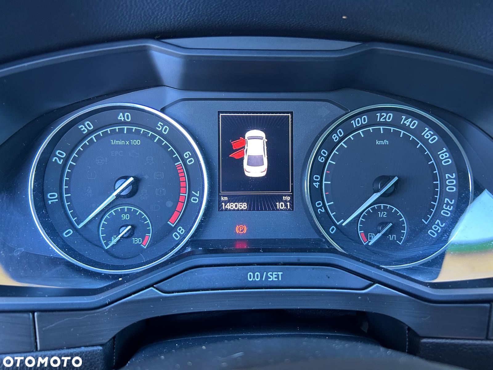 Skoda Superb 1.8 TSI DSG Ambition - 34