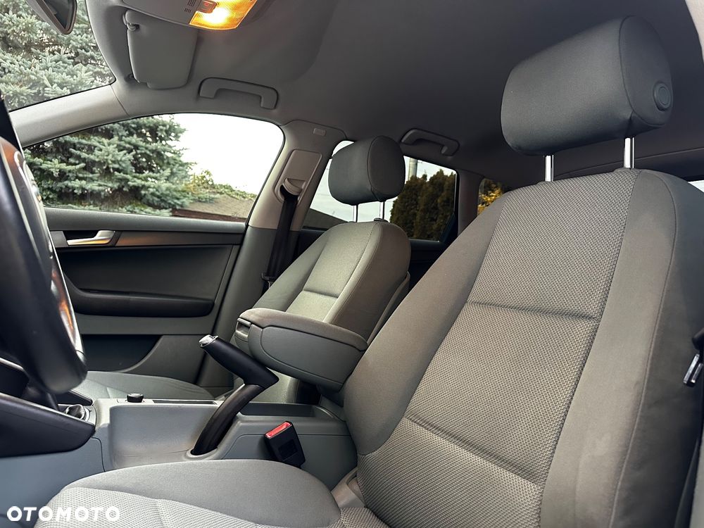 Audi A3 Sportback 1.8 TFSI Attraction - 23