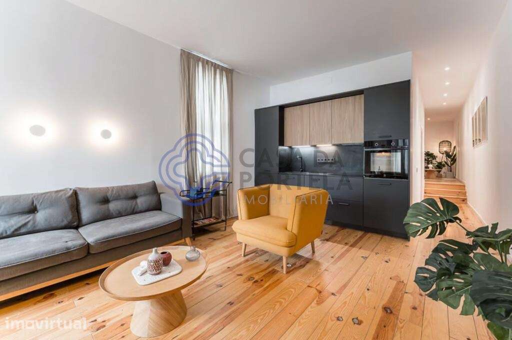 Prédio para venda junto ao Bolhão - Baixa do Porto - Grande imagem: 2/11