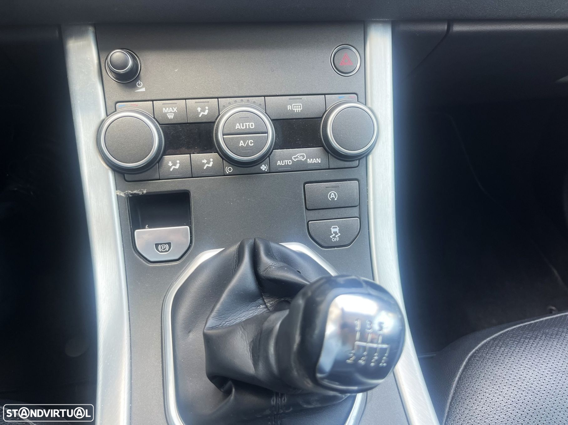 Land Rover Range Rover Evoque 2.0 eD4 SE Dynamic - 22