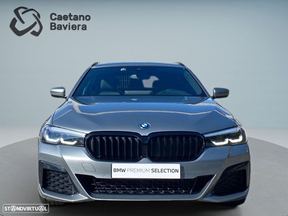 BMW 530 e Pack Desportivo M - 27
