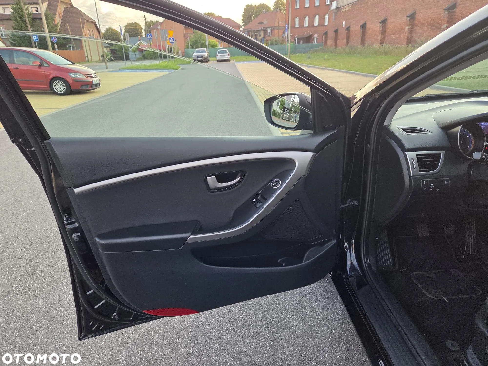 Hyundai i30 1.4 Comfort - 25