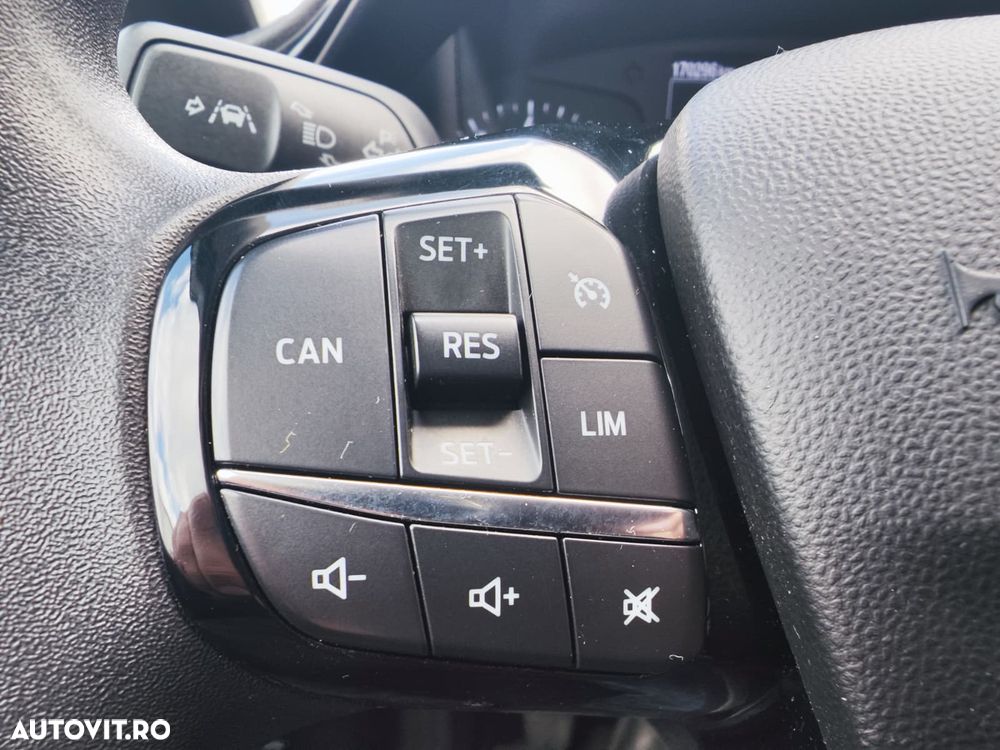 Ford Fiesta 1.0 EcoBoost Trend Connected - 26