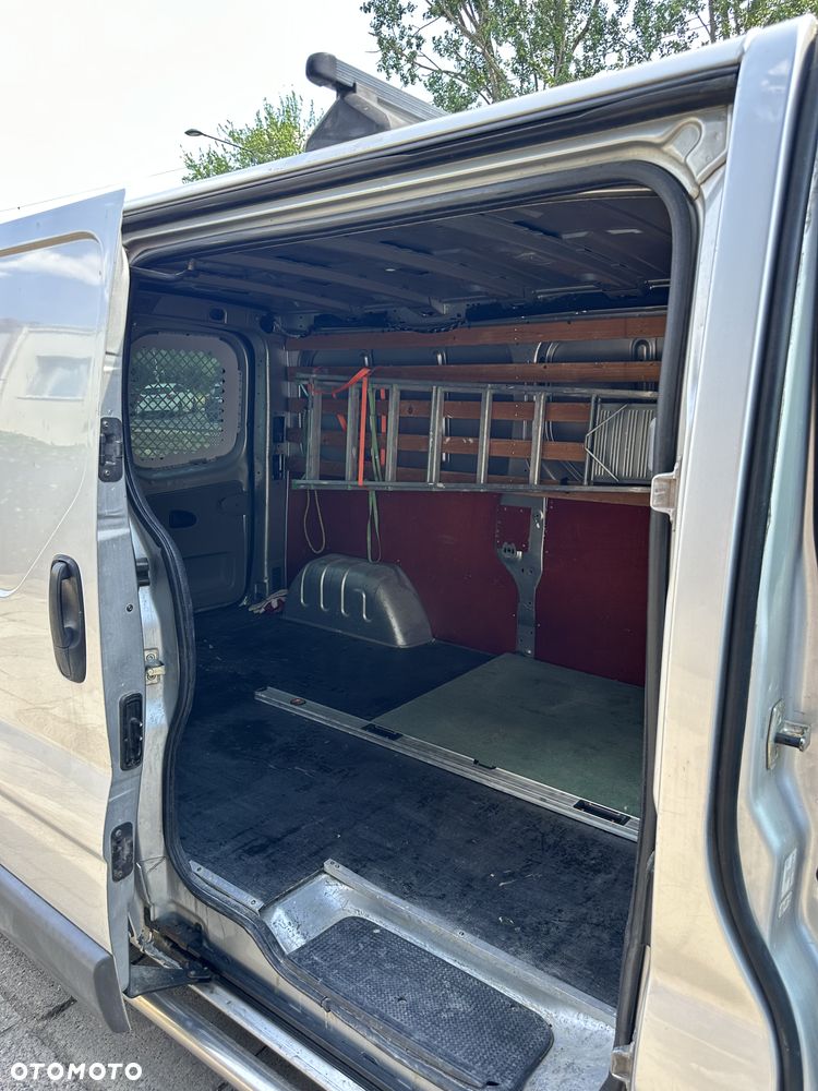 Renault Trafic - 8