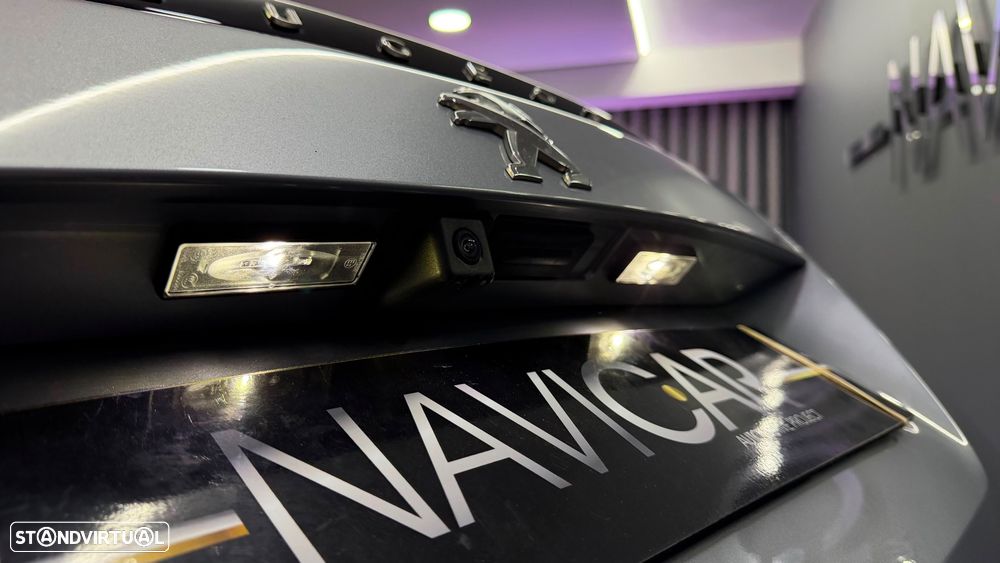 Peugeot 2008 1.2 PureTech Allure Pack - 11