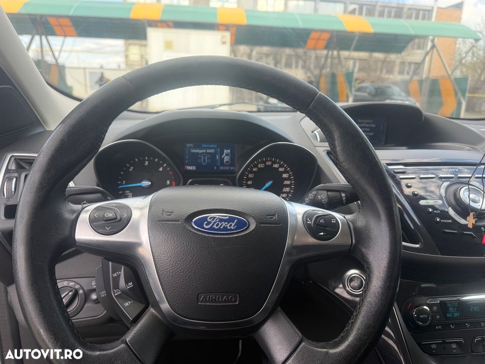 Ford Kuga 2.0 TDCi 4x4 Aut. Titanium - 15