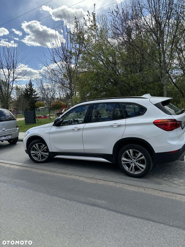 BMW X1 sDrive20i GPF - 2