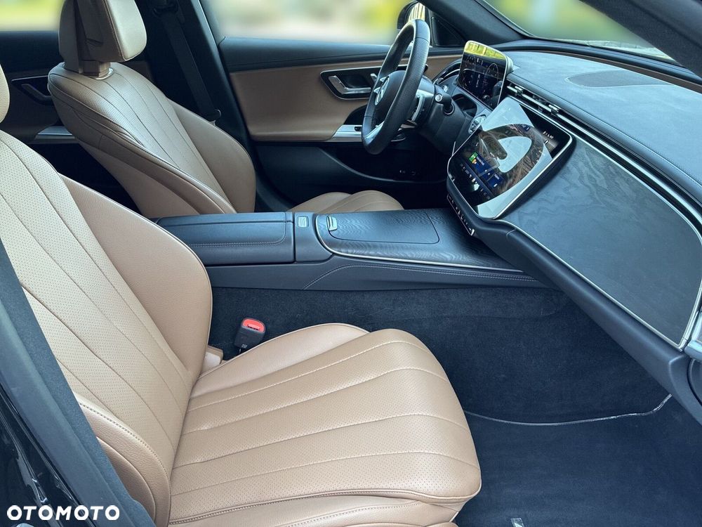 Mercedes-Benz Klasa E 220 d mHEV 4-Matic AMG 9G-Tronic - 14