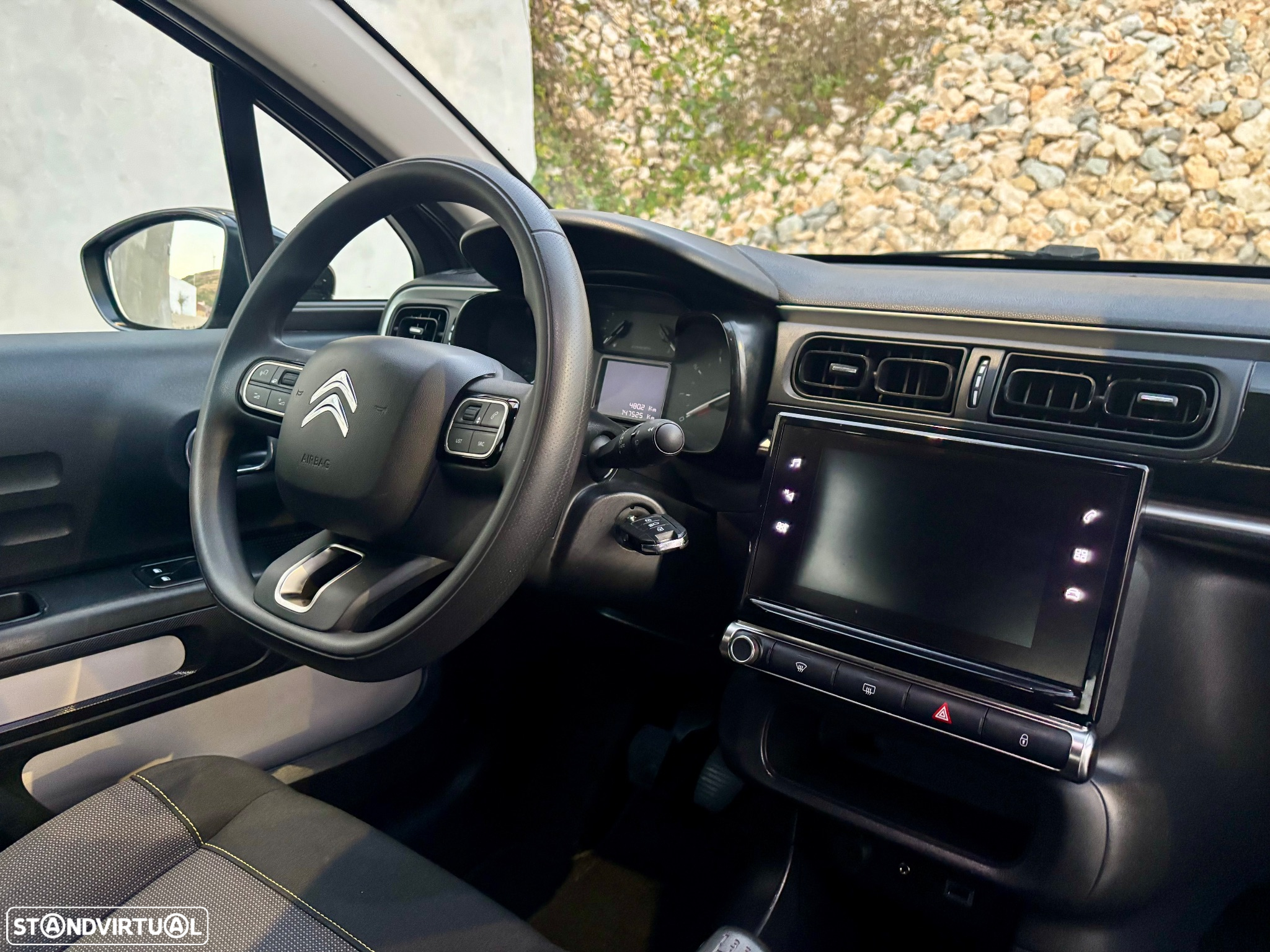 Citroën C3 1.2 PureTech Shine - 31
