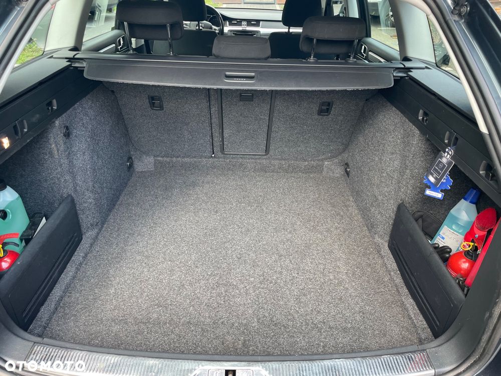 Skoda Superb 2.0 TDI 4x4 Ambition - 26