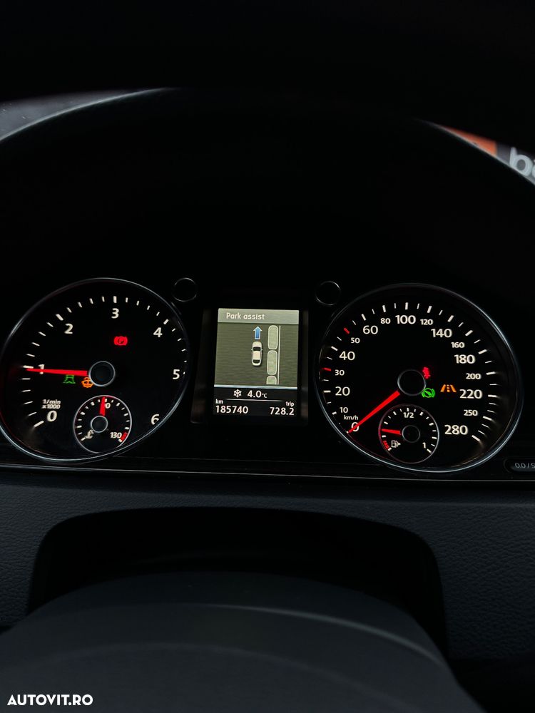 Volkswagen Passat CC 2.0 TDI BlueMotion Technology DSG Exclusive - 31