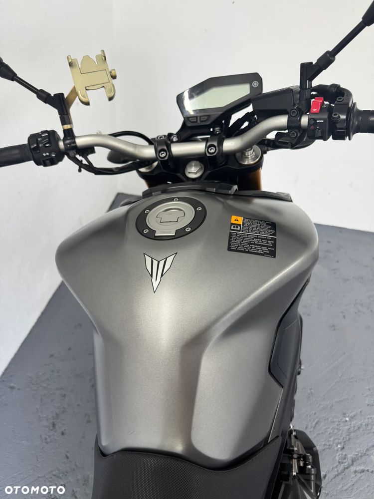 Yamaha MT - 18